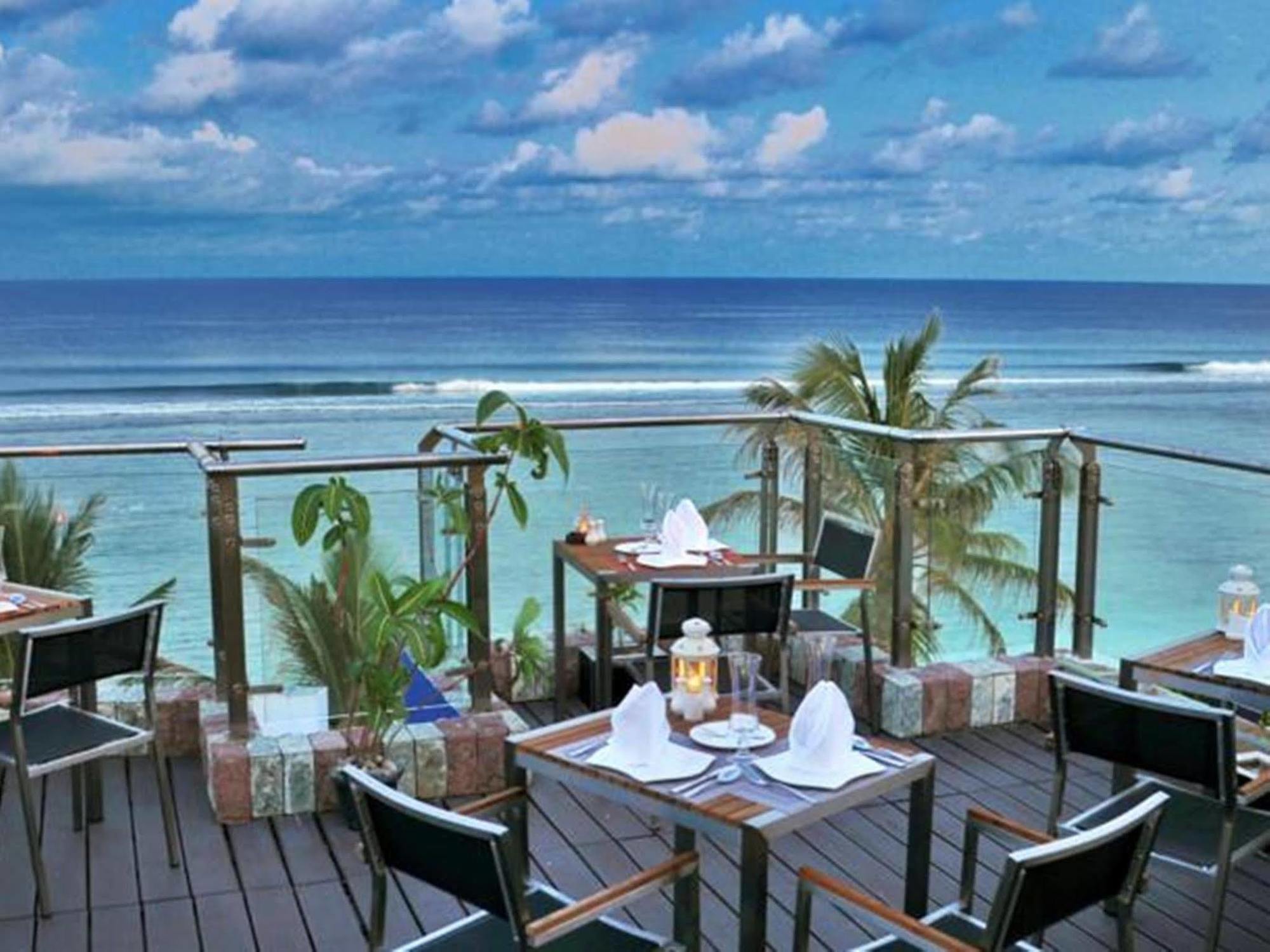 Airport Comfort Inn Premium Hulhumale Exteriör bild